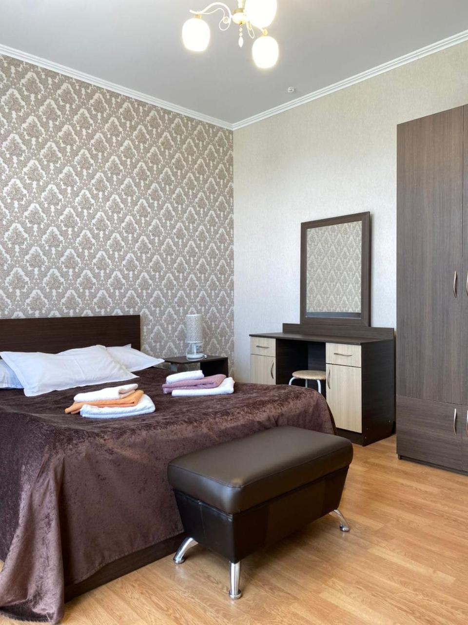 Hotel Tri Korony Czołponata Zewnętrze zdjęcie