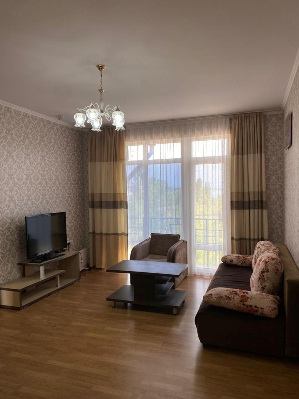 Hotel Tri Korony Czołponata Zewnętrze zdjęcie