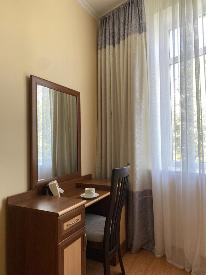 Hotel Tri Korony Czołponata Zewnętrze zdjęcie