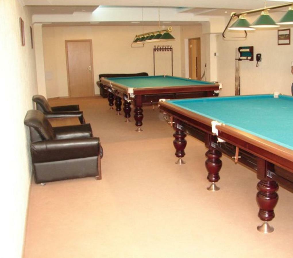 Hotel Tri Korony Czołponata Zewnętrze zdjęcie